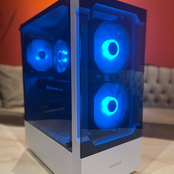 Gaming PC! i7 3.4Ghz, 16Gb Ram, GTX 1070, Plays games at High settings! - Picture 10 of 12